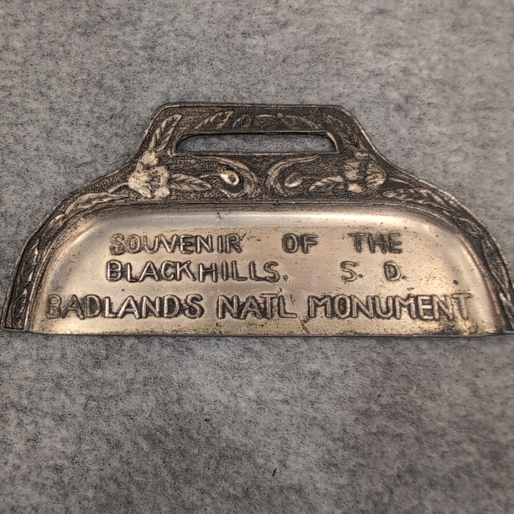 Souvenir of the Black Hills Badlands National Monument Miniature Metal Dustpan